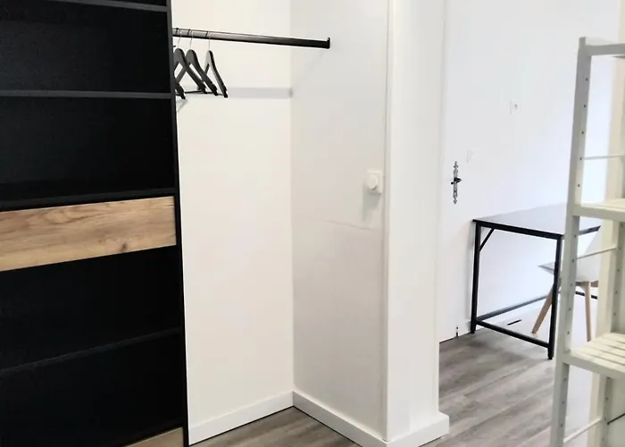 Apartamento House With 5 Bedrooms And Hot Tub *