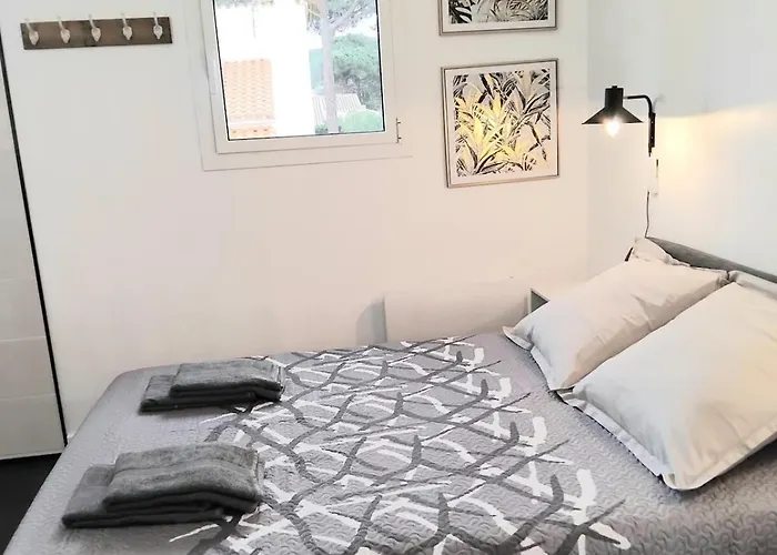 Daire House With 5 Bedrooms And Hot Tub
